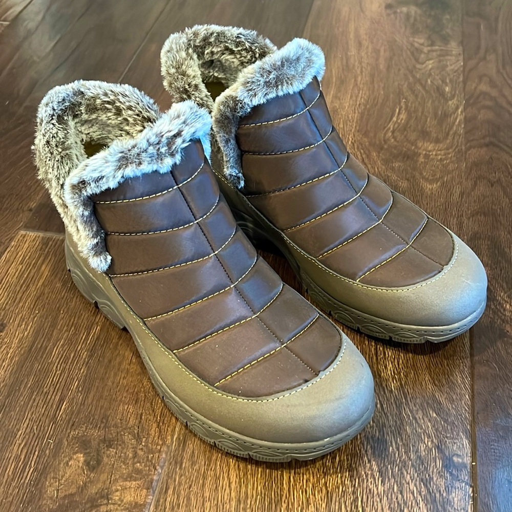 Jambu Women's Granite Ankle Boot
